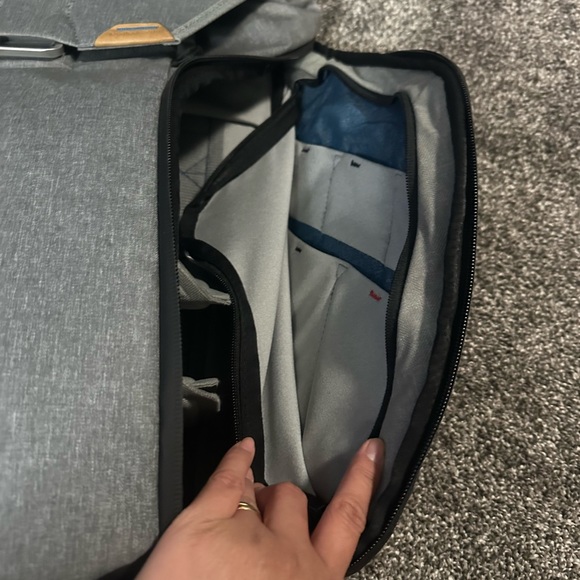 PeakDesign Everyday Backpack 30L Charcoal - Picture 6 of 7